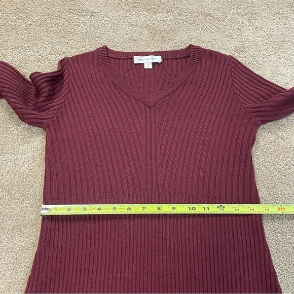 AMOUR VERT Mila Sweater Dress - Picture 9 of 12